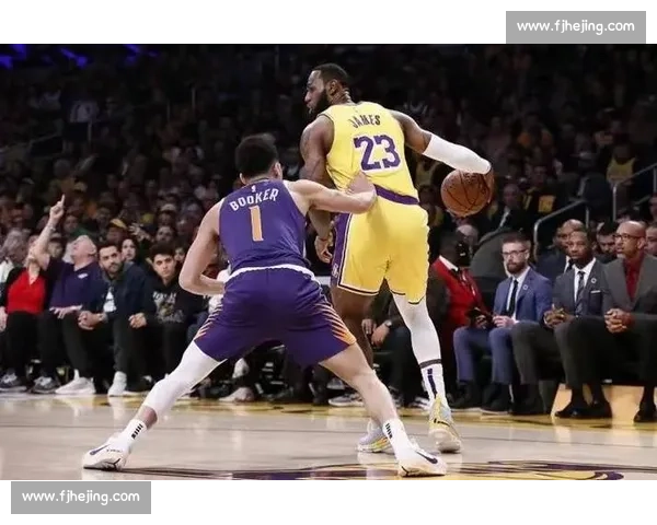 美媒评 NBA 历史最佳阵容:库里詹姆斯领衔现役双雄,乔鲨邓坐镇传奇防线 美媒评 NBA 历史最佳阵容:库里詹姆斯领衔现役双雄,乔鲨邓坐镇传奇防线